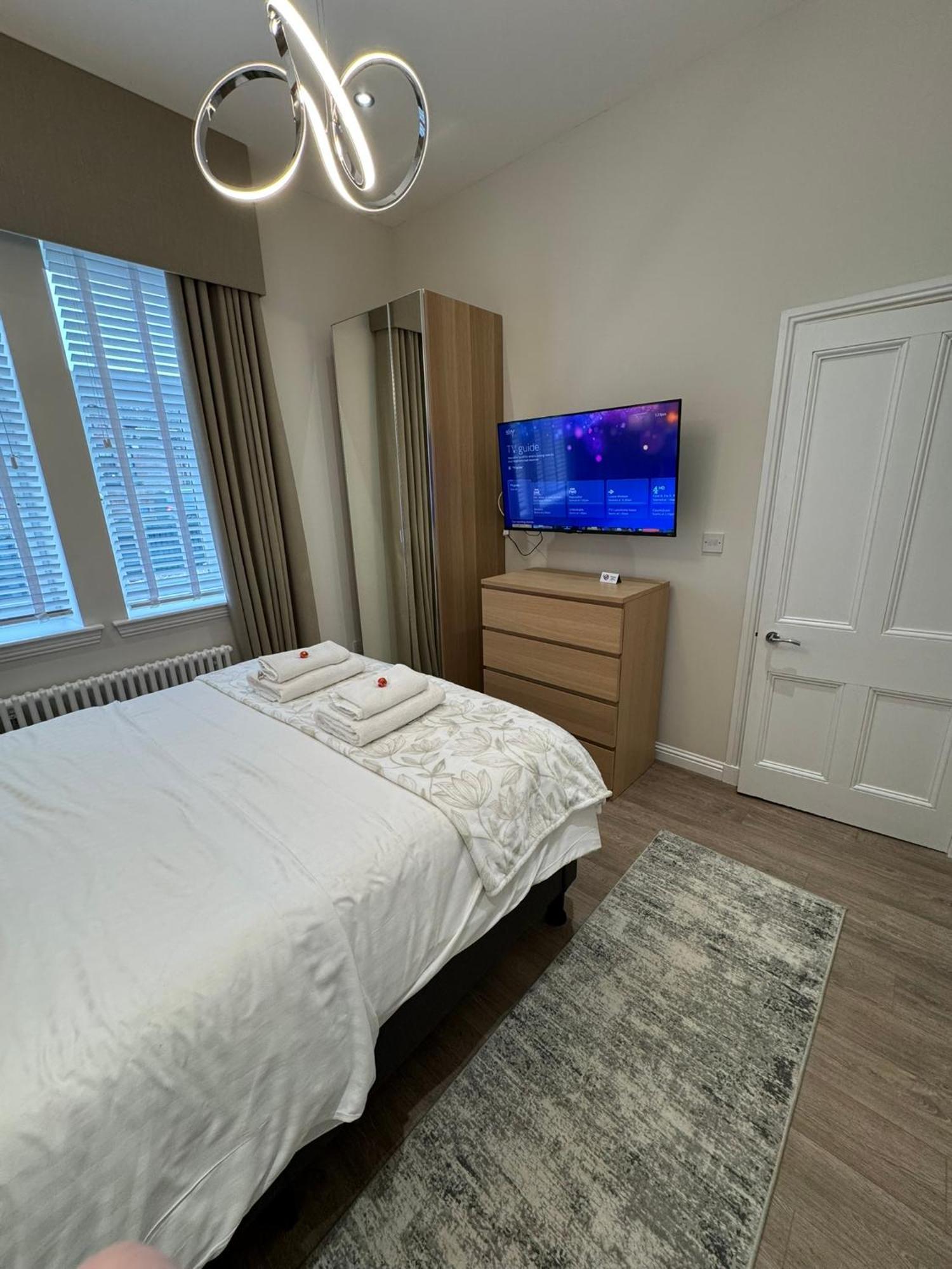 Luxury 2 Bedroom Cottage West Calder Extérieur photo